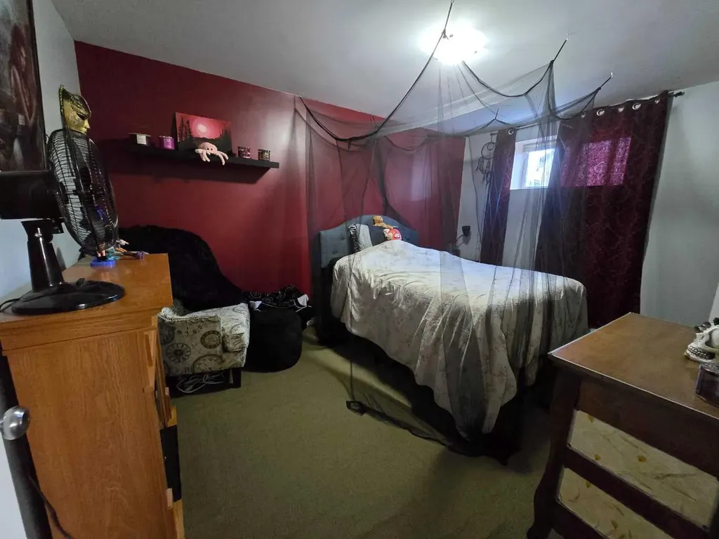1207 61 Street Edson AB T7E 1Y4