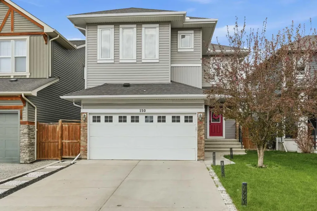 150 Ravenscroft Green SE Airdrie AB T4A 0H1