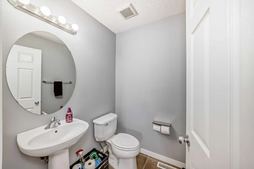 227 Avena Circle Leduc AB T9E 0L8