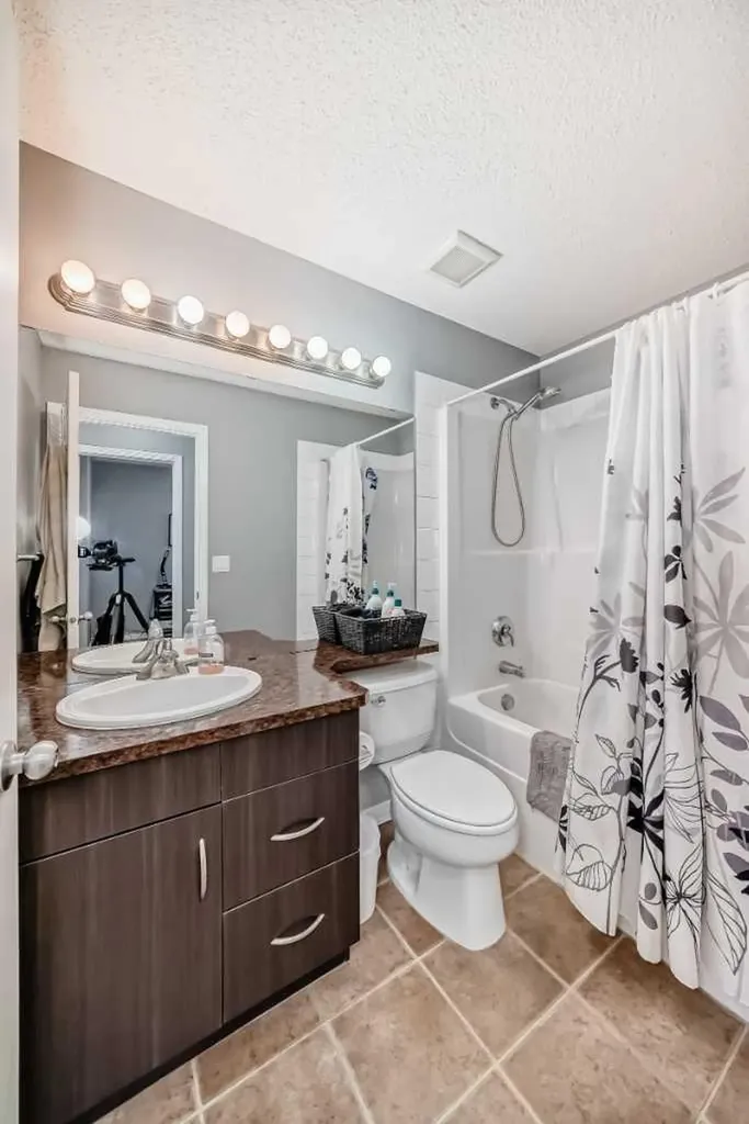 227 Avena Circle Leduc AB T9E 0L8