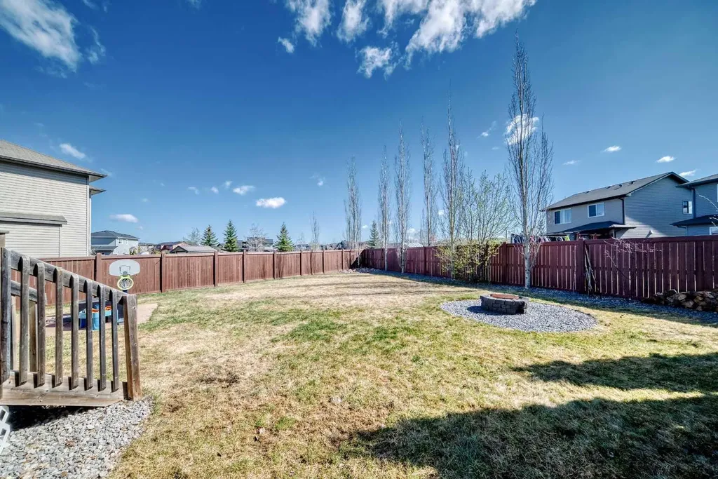 227 Avena Circle Leduc AB T9E 0L8