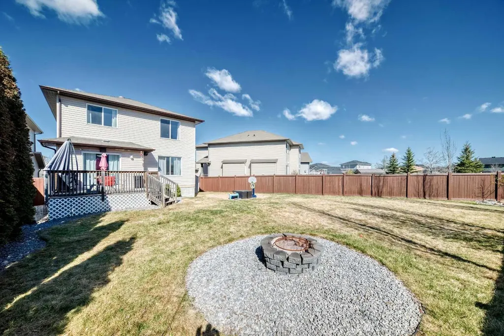 227 Avena Circle Leduc AB T9E 0L8