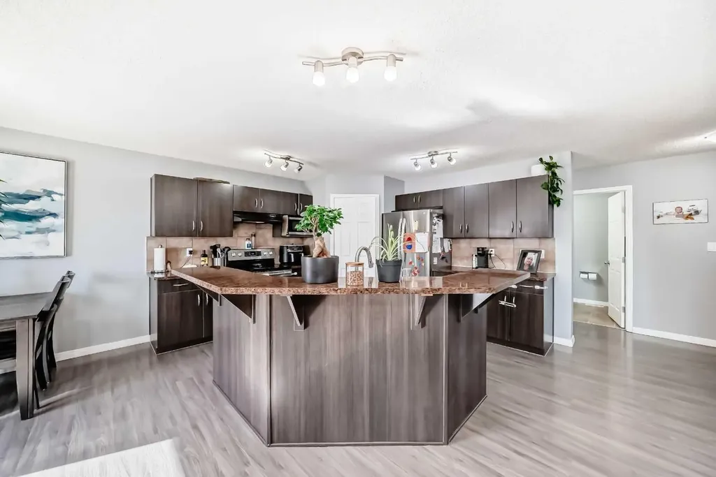 227 Avena Circle Leduc AB T9E 0L8