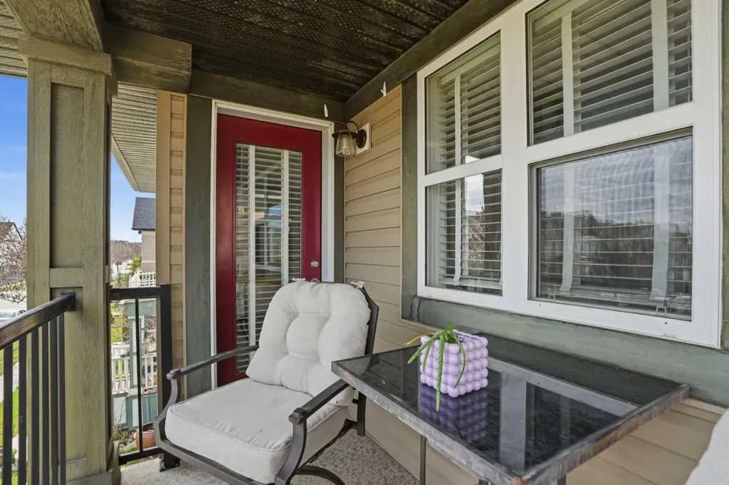 4432 Elgin Avenue SE Calgary AB T2Z4V8