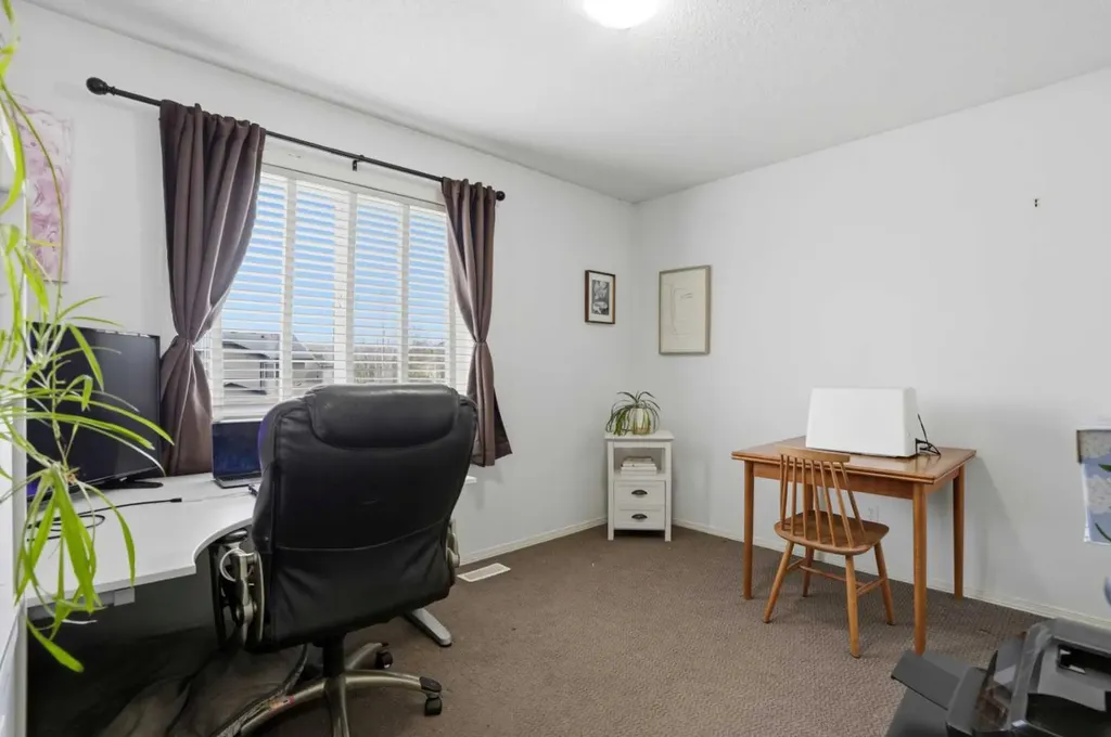 4432 Elgin Avenue SE Calgary AB T2Z4V8