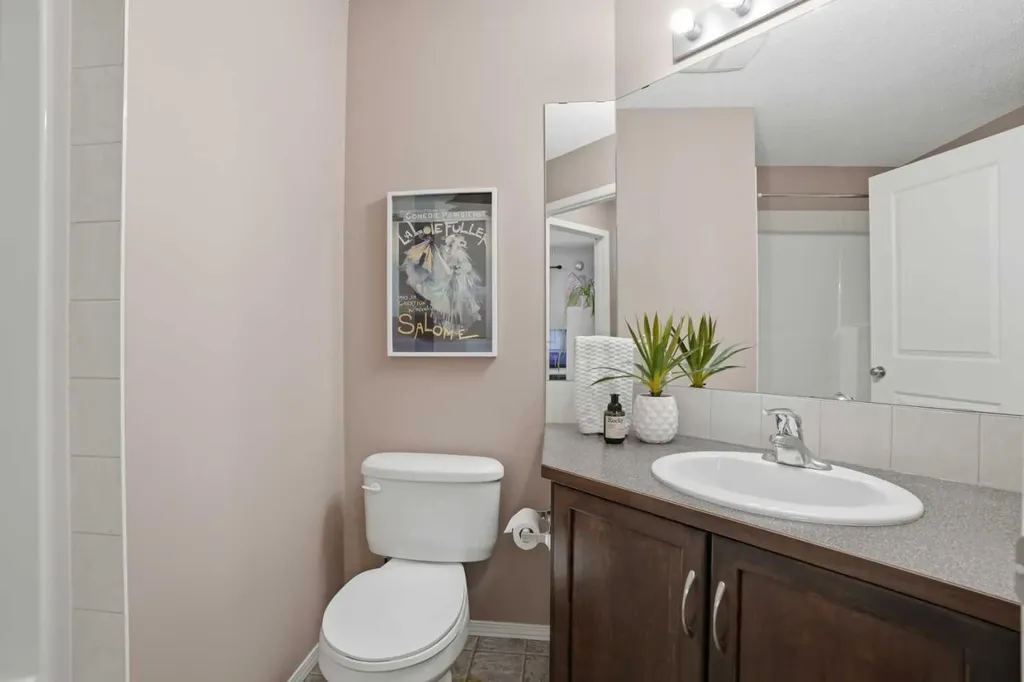 4432 Elgin Avenue SE Calgary AB T2Z4V8