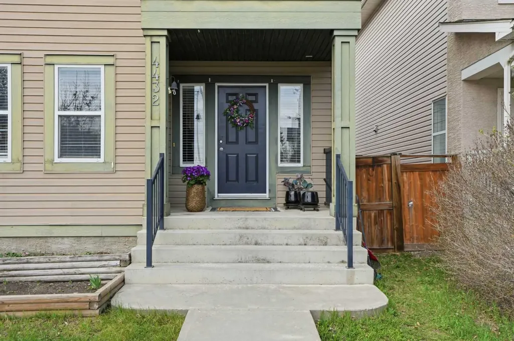 4432 Elgin Avenue SE Calgary AB T2Z4V8
