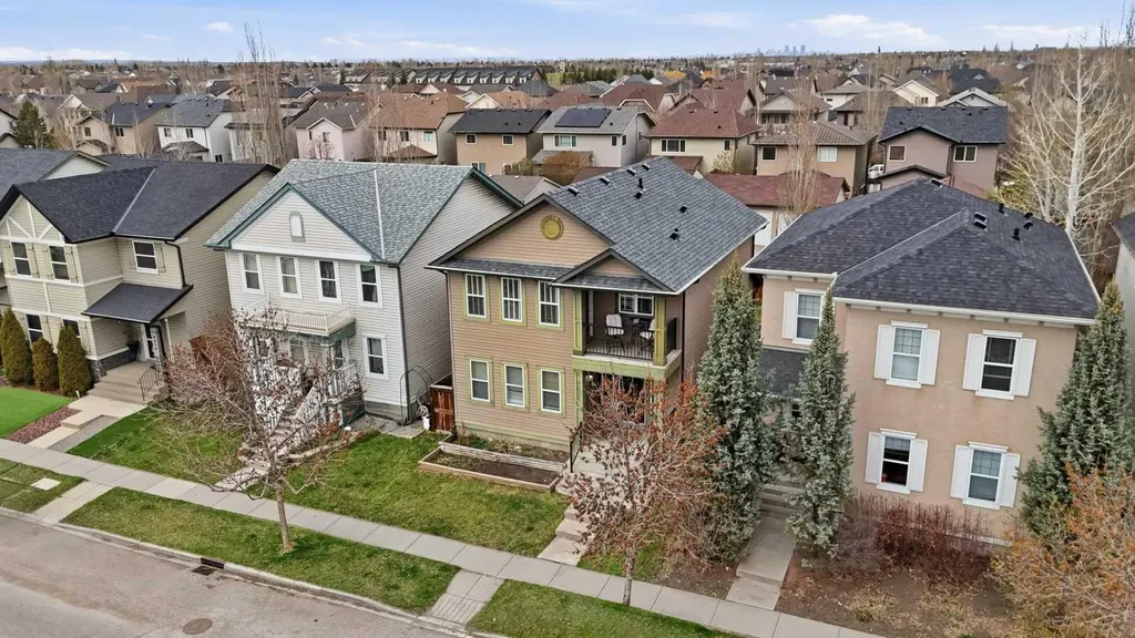 4432 Elgin Avenue SE Calgary AB T2Z4V8
