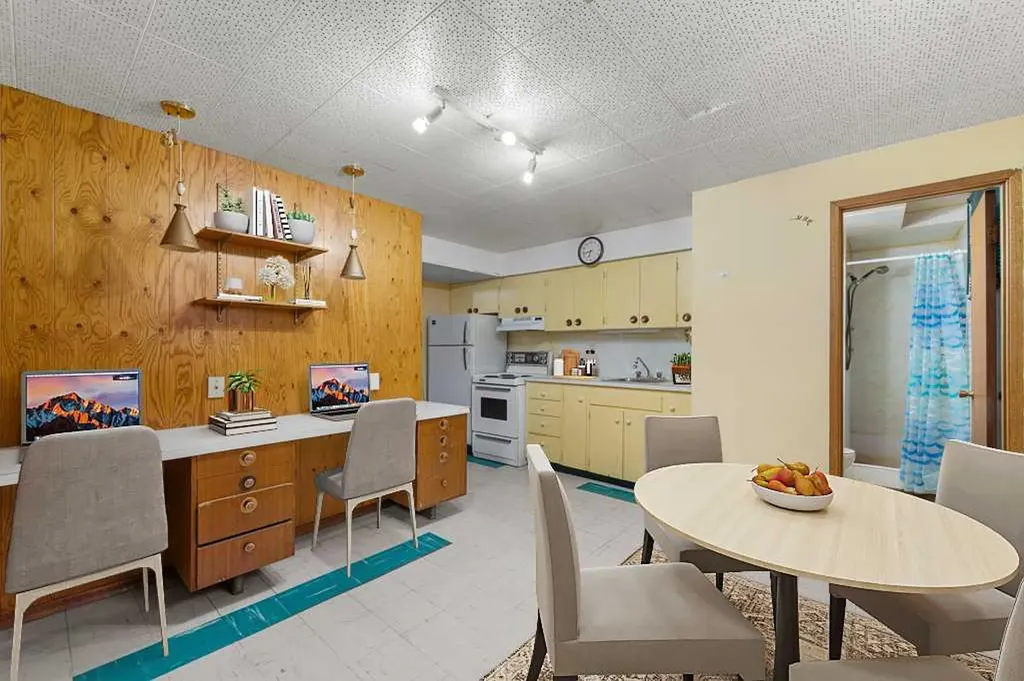 4207 Brisebois Drive NW Calgary AB T2L 2G1