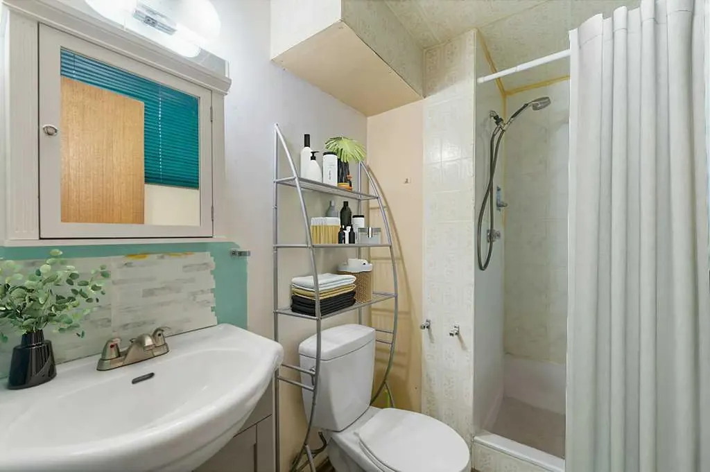 4207 Brisebois Drive NW Calgary AB T2L 2G1