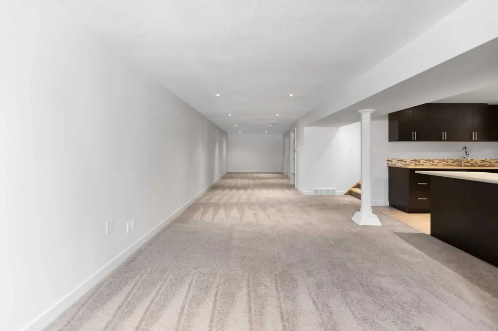 38 Westwood Drive SW Calgary AB T3C2V7