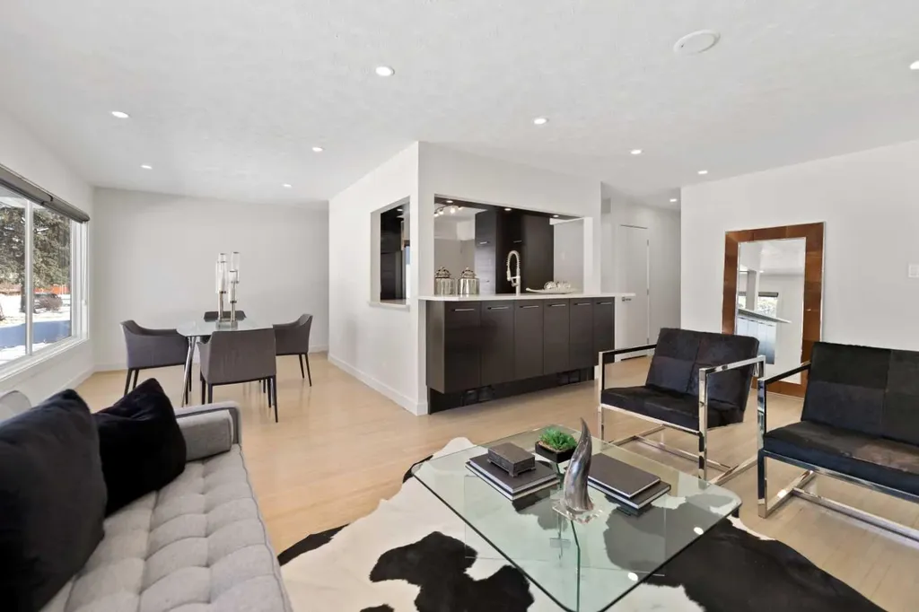 38 Westwood Drive SW Calgary AB T3C2V7
