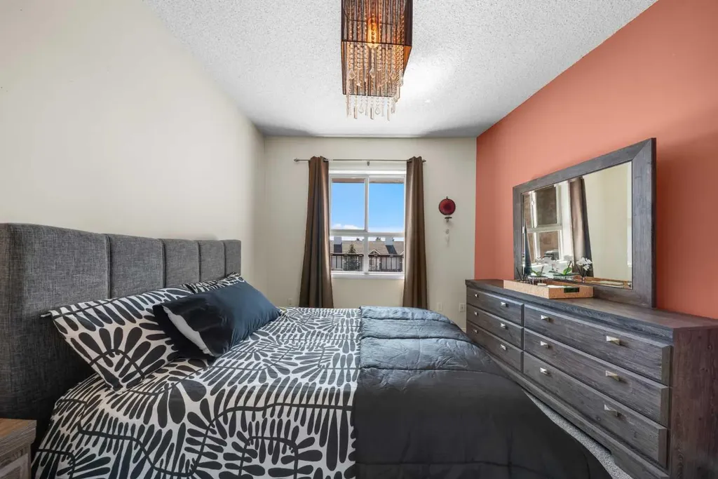 73 Erin Woods Court SE Calgary AB T2B 3V2