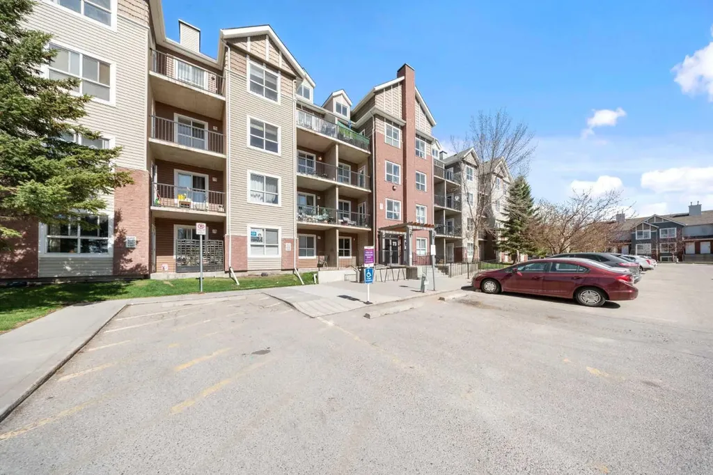 73 Erin Woods Court SE Calgary AB T2B 3V2