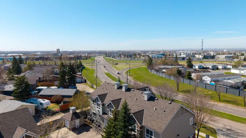 73 Erin Woods Court SE Calgary AB T2B 3V2