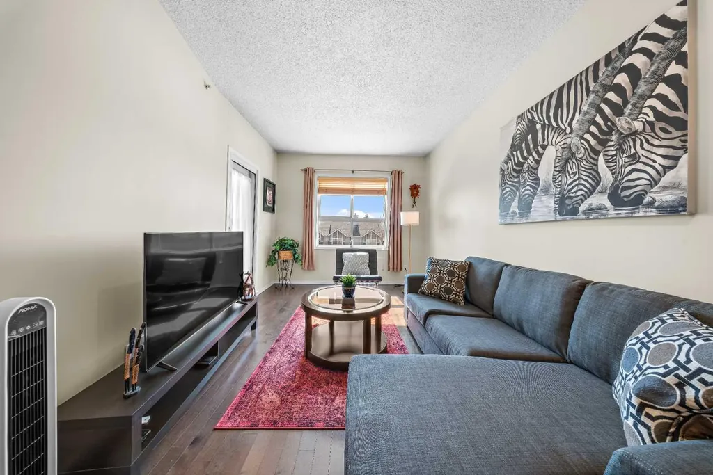 73 Erin Woods Court SE Calgary AB T2B 3V2