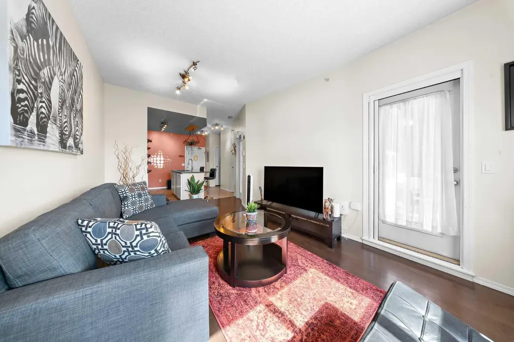 73 Erin Woods Court SE Calgary AB T2B 3V2