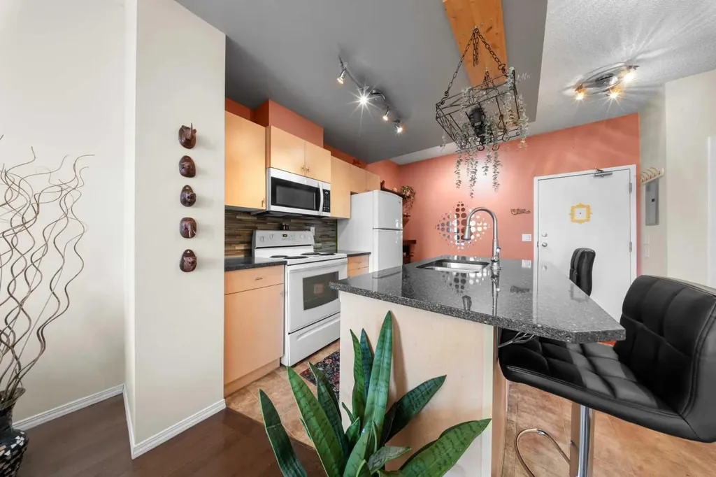 73 Erin Woods Court SE Calgary AB T2B 3V2