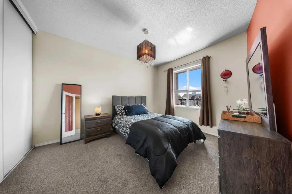 73 Erin Woods Court SE Calgary AB T2B 3V2