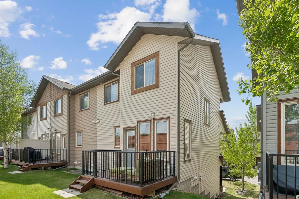413 River Avenue Cochrane AB T4C 0N9