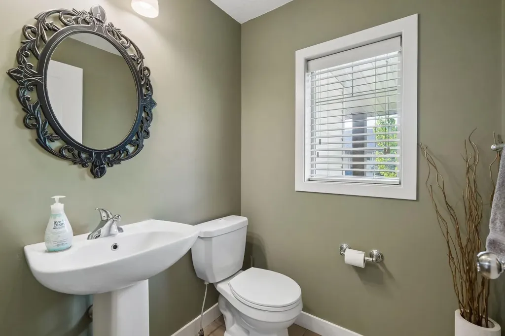 413 River Avenue Cochrane AB T4C 0N9