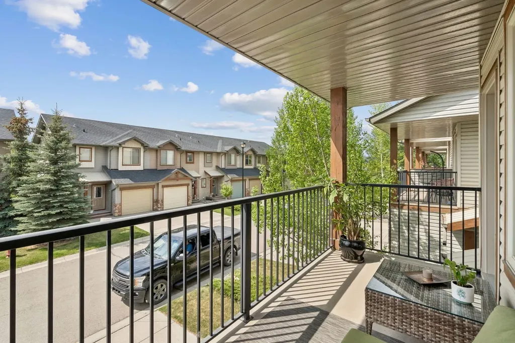 413 River Avenue Cochrane AB T4C 0N9