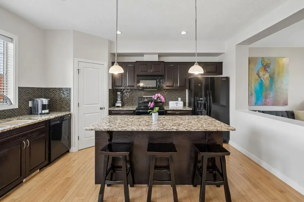 413 River Avenue Cochrane AB T4C 0N9