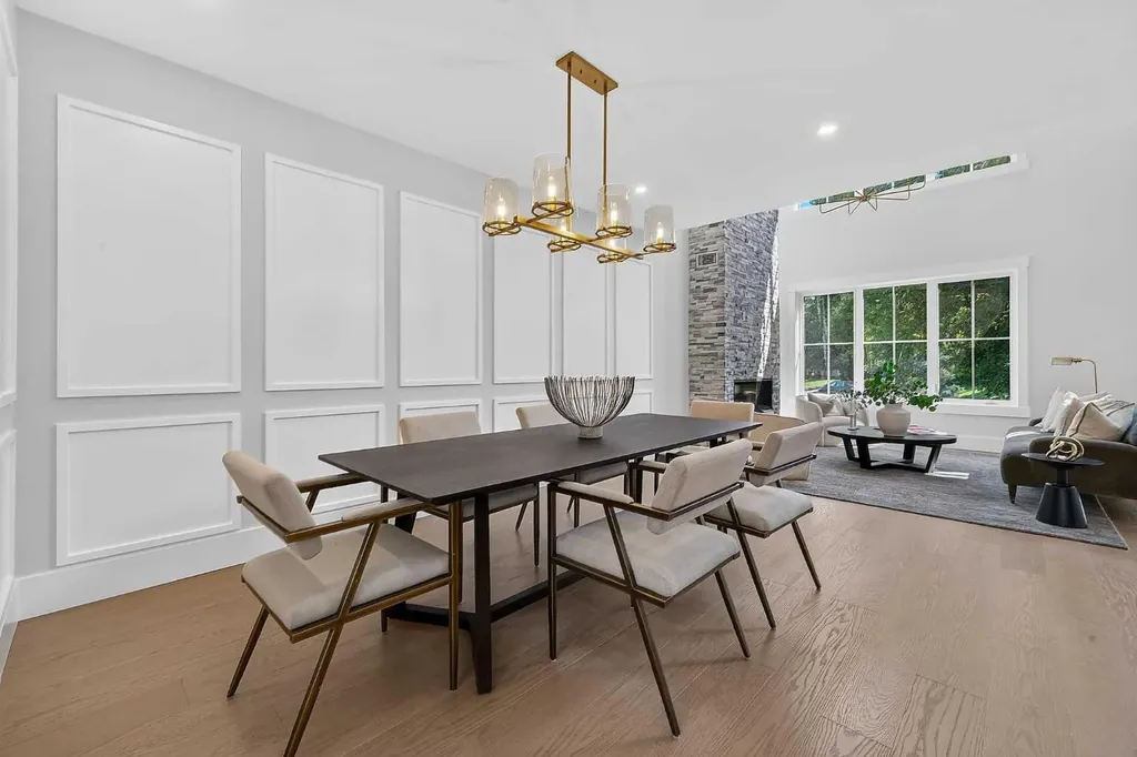 88 Woodlark Drive SW Calgary AB T3C 4H5