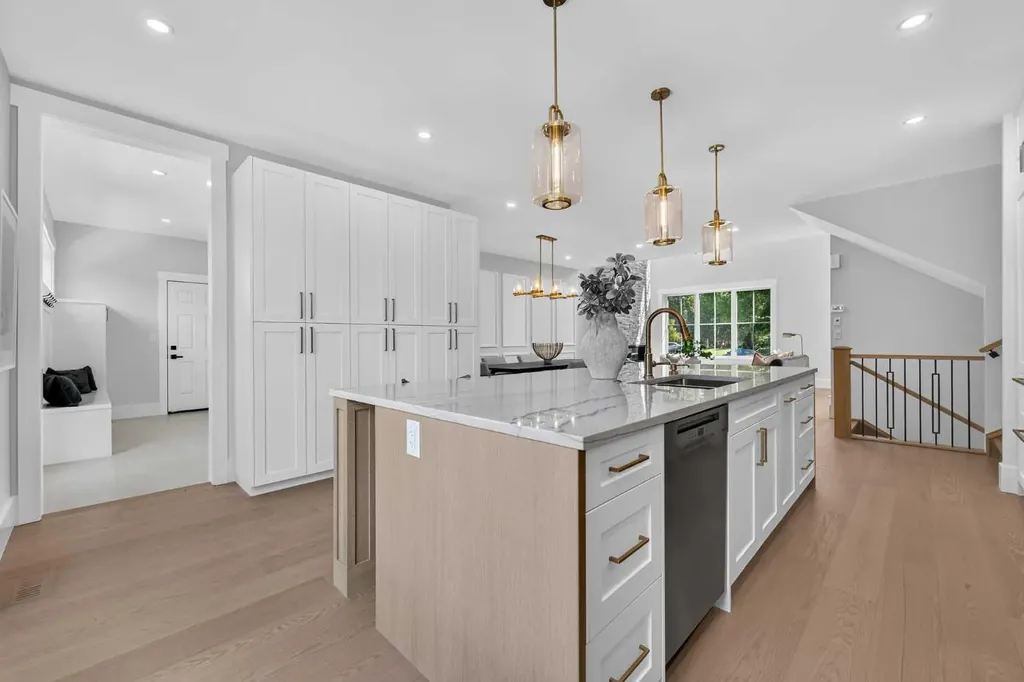 88 Woodlark Drive SW Calgary AB T3C 4H5