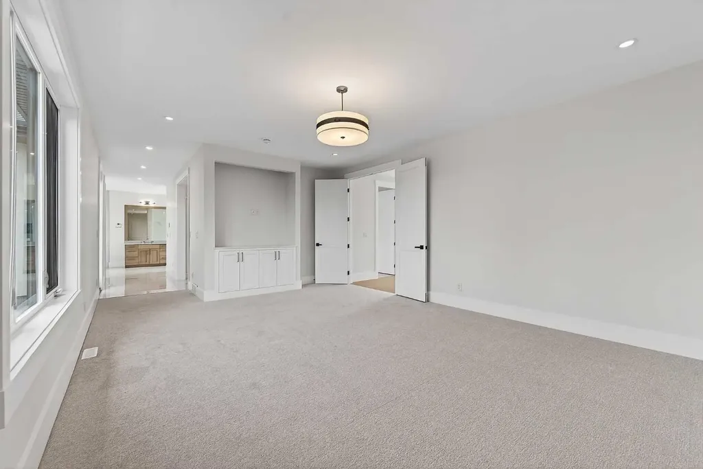 88 Woodlark Drive SW Calgary AB T3C 4H5
