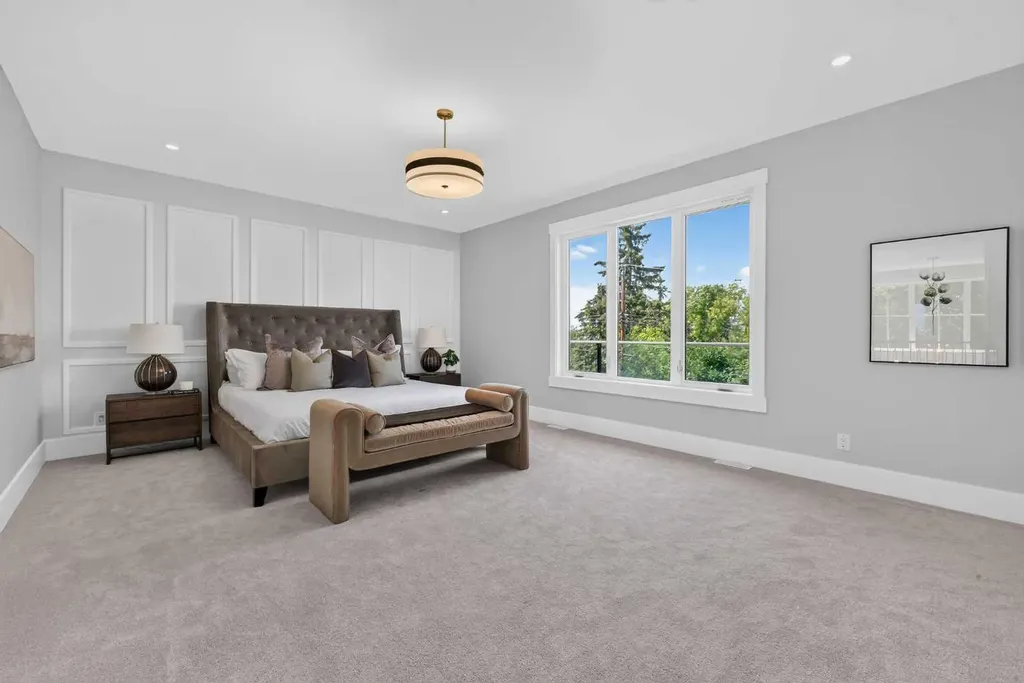 88 Woodlark Drive SW Calgary AB T3C 4H5