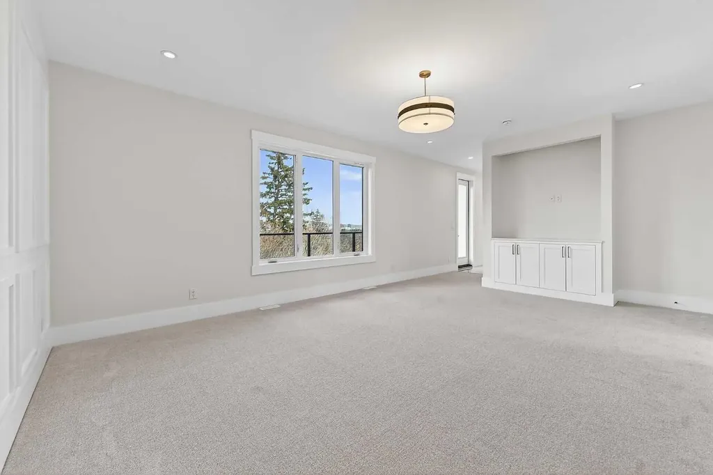 88 Woodlark Drive SW Calgary AB T3C 4H5