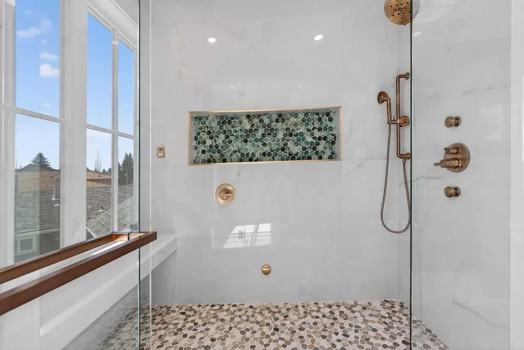 88 Woodlark Drive SW Calgary AB T3C 4H5