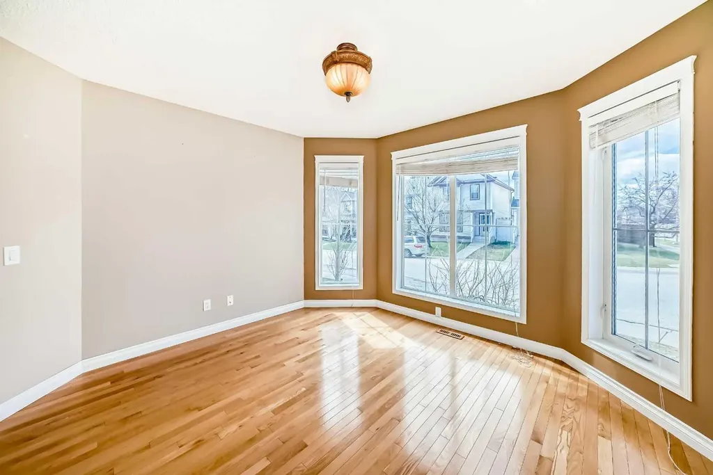 168 Tuscany Springs Way NW Calgary AB T3L 2L5