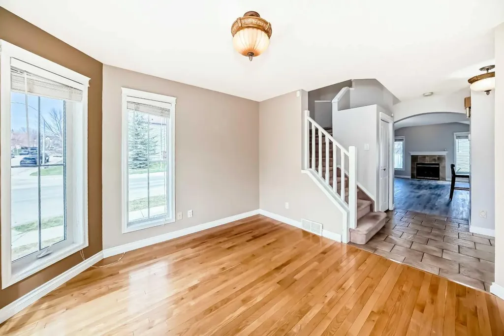 168 Tuscany Springs Way NW Calgary AB T3L 2L5