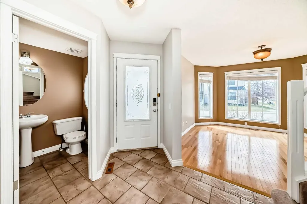 168 Tuscany Springs Way NW Calgary AB T3L 2L5