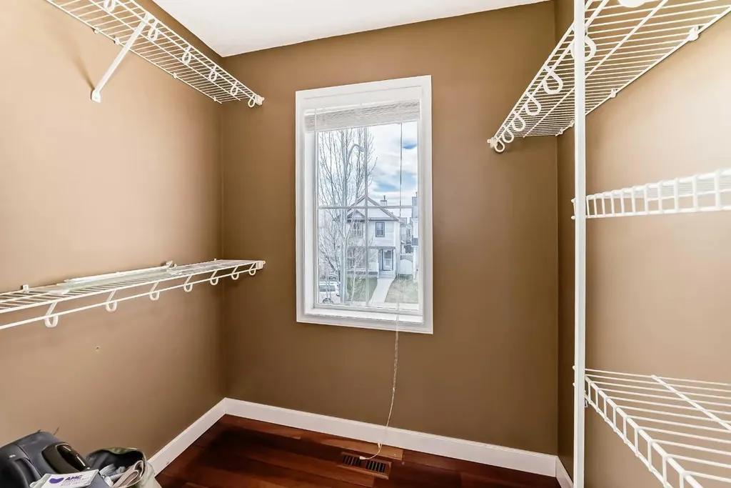168 Tuscany Springs Way NW Calgary AB T3L 2L5