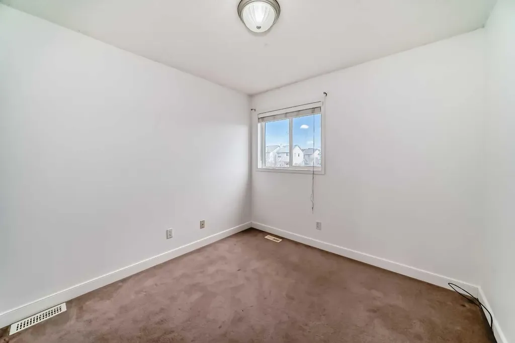 168 Tuscany Springs Way NW Calgary AB T3L 2L5