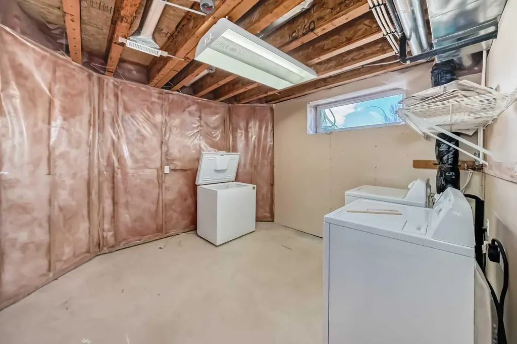168 Tuscany Springs Way NW Calgary AB T3L 2L5