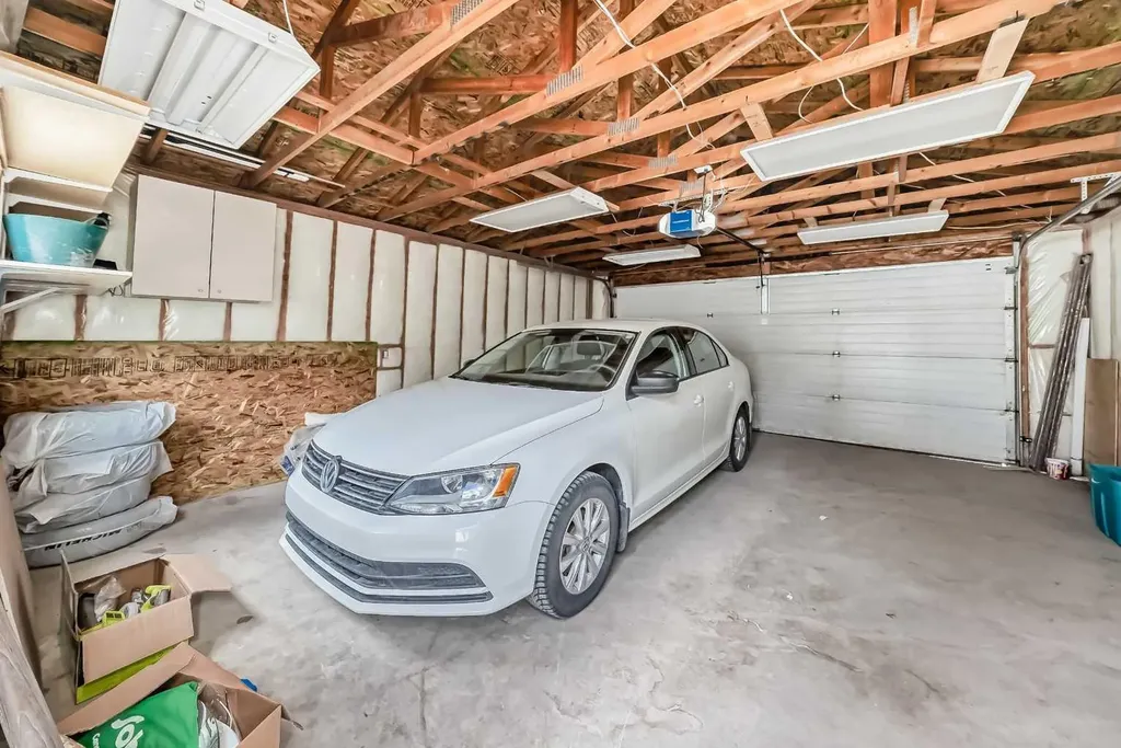 168 Tuscany Springs Way NW Calgary AB T3L 2L5