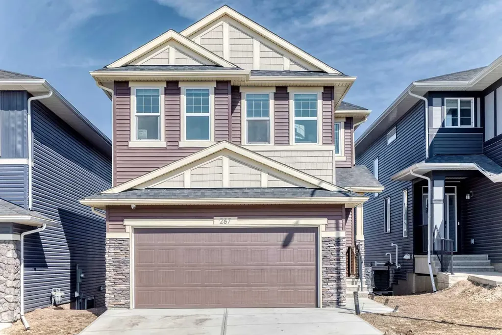 287 Amblehurst Way NW Calgary AB T3P2J8