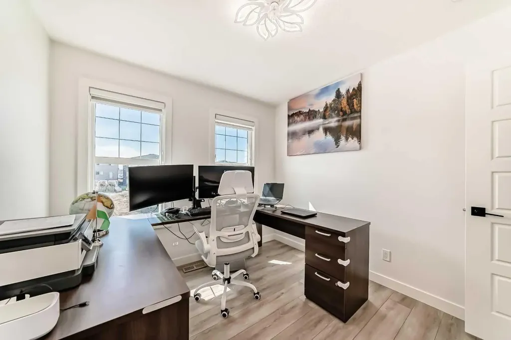 287 Amblehurst Way NW Calgary AB T3P2J8