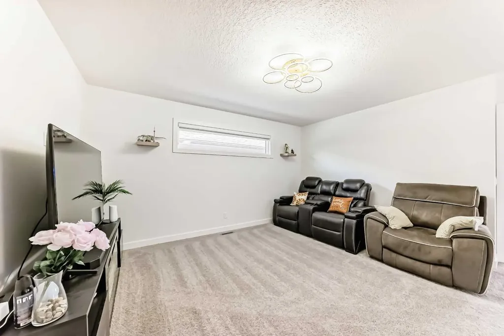 287 Amblehurst Way NW Calgary AB T3P2J8