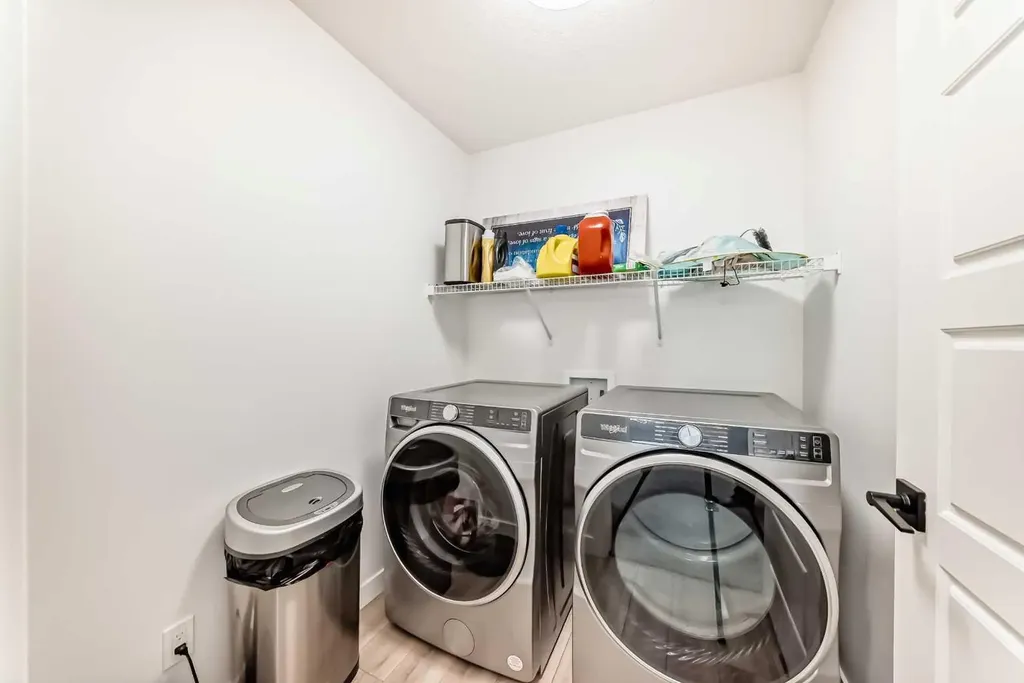 287 Amblehurst Way NW Calgary AB T3P2J8