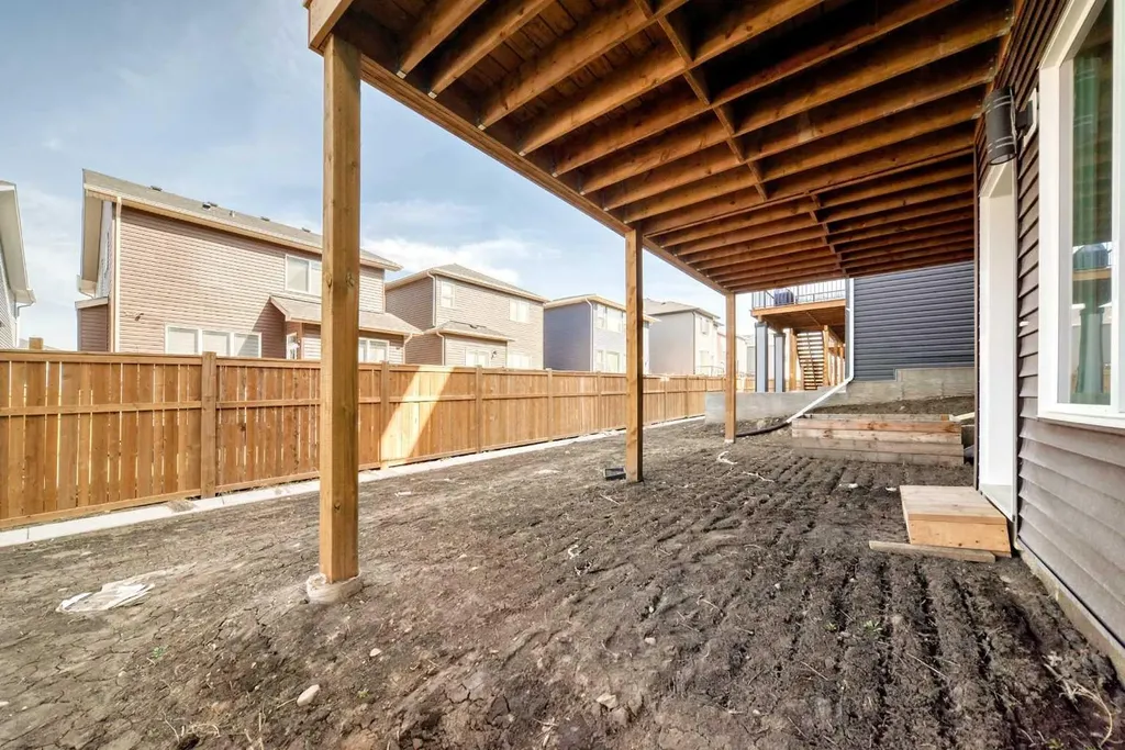 287 Amblehurst Way NW Calgary AB T3P2J8