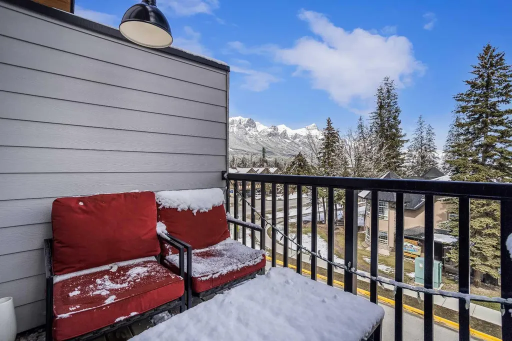105 Kananaskis Way Canmore AB T1W 1N7