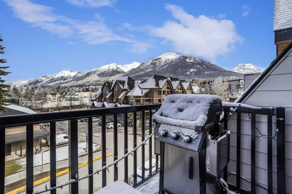 105 Kananaskis Way Canmore AB T1W 1N7
