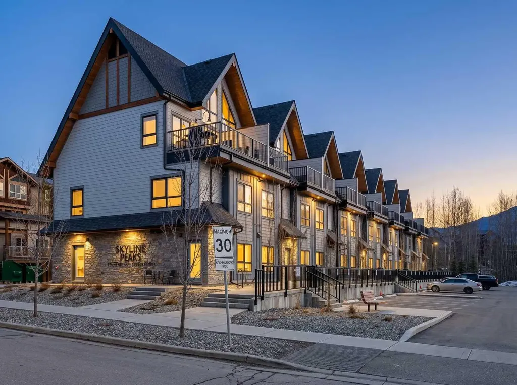 105 Kananaskis Way Canmore AB T1W 1N7
