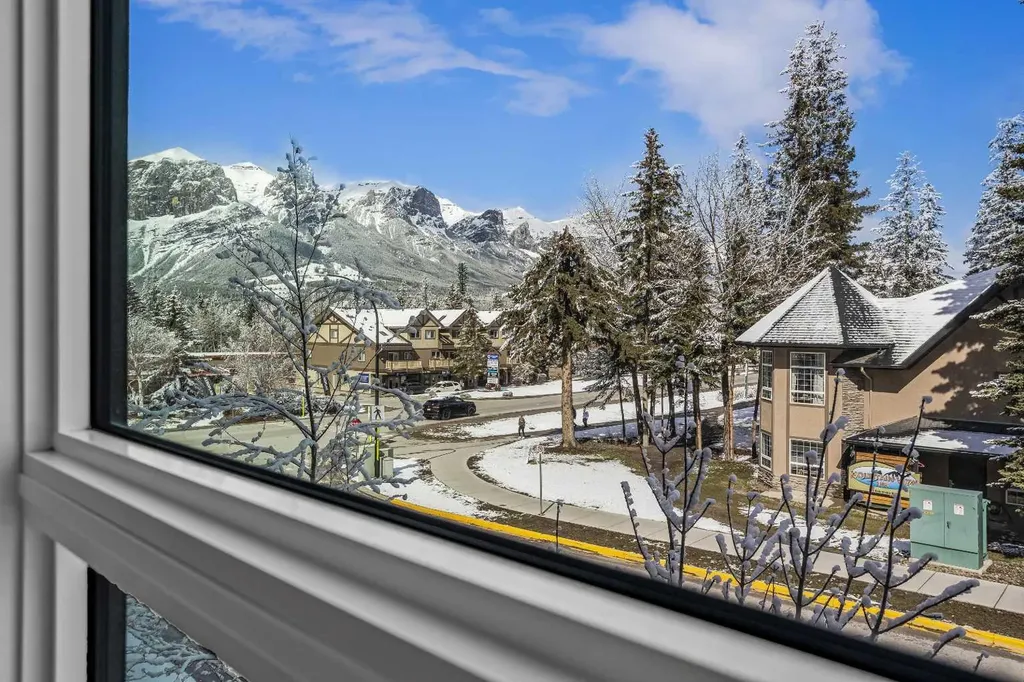 105 Kananaskis Way Canmore AB T1W 1N7