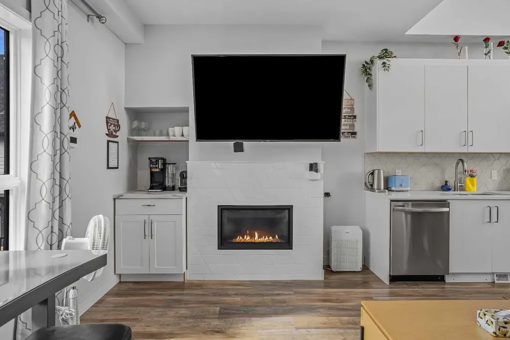 105 Kananaskis Way Canmore AB T1W 1N7